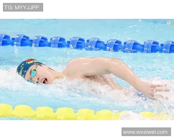 游泳界传奇人物的荣耀与奋斗：从历史到未来的深度解析